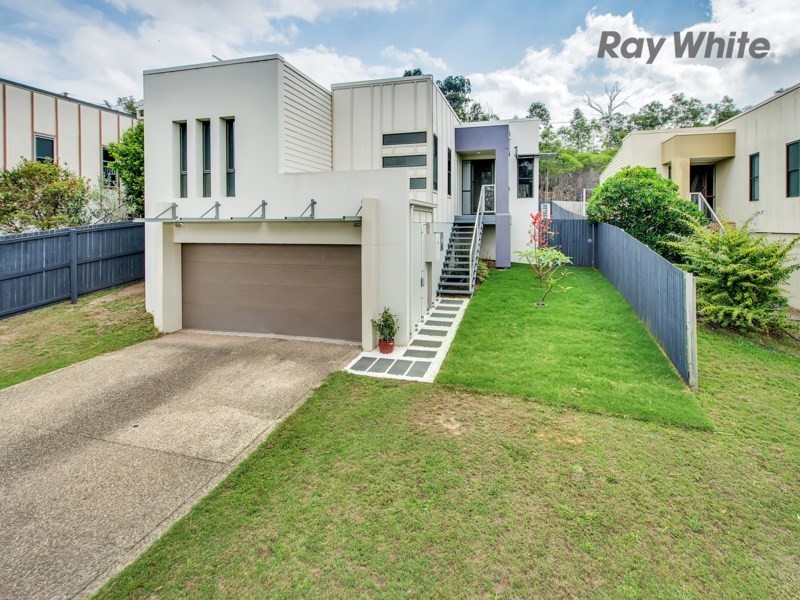 8 Heathwood Place, Collingwood Park QLD 4301
