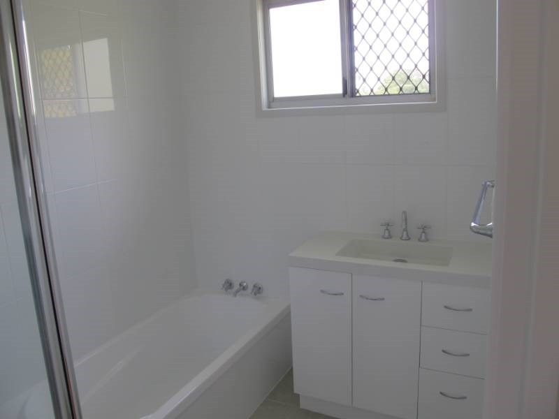 5 Jane Street, Redbank Plains QLD 4301