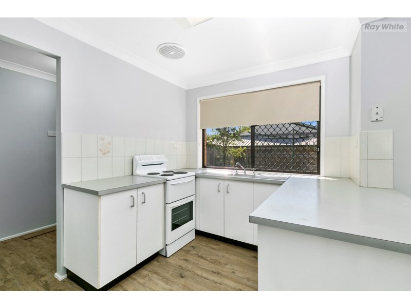 2/39 Somerfield Street, Redbank Plains QLD 4301