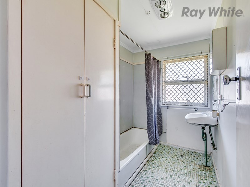24A Spencer Street, Redbank QLD 4301