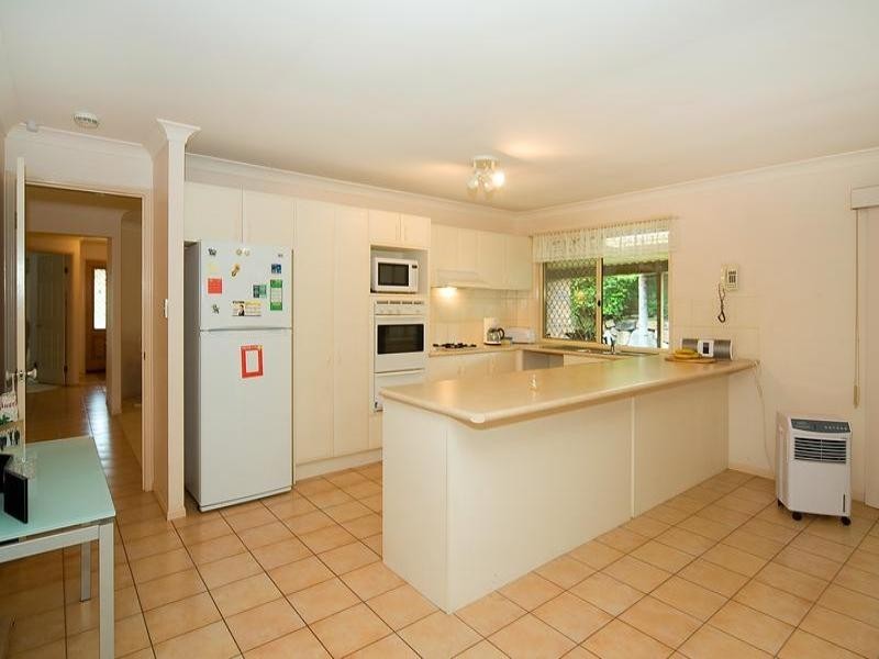 54 Ravenswood Lane, Springfield QLD 4300