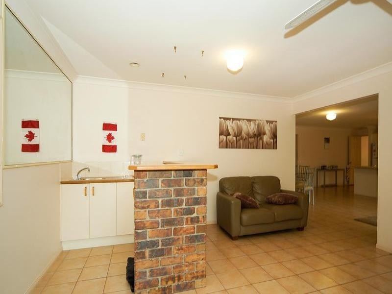 54 Ravenswood Lane, Springfield QLD 4300