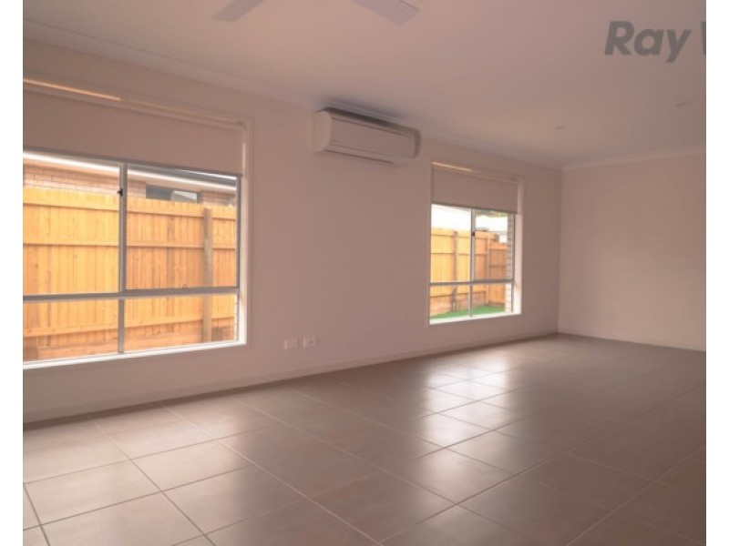 11 Norton Sands Drive, Redbank Plains QLD 4301