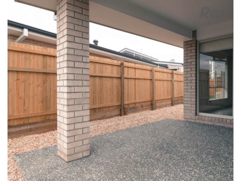 11 Norton Sands Drive, Redbank Plains QLD 4301