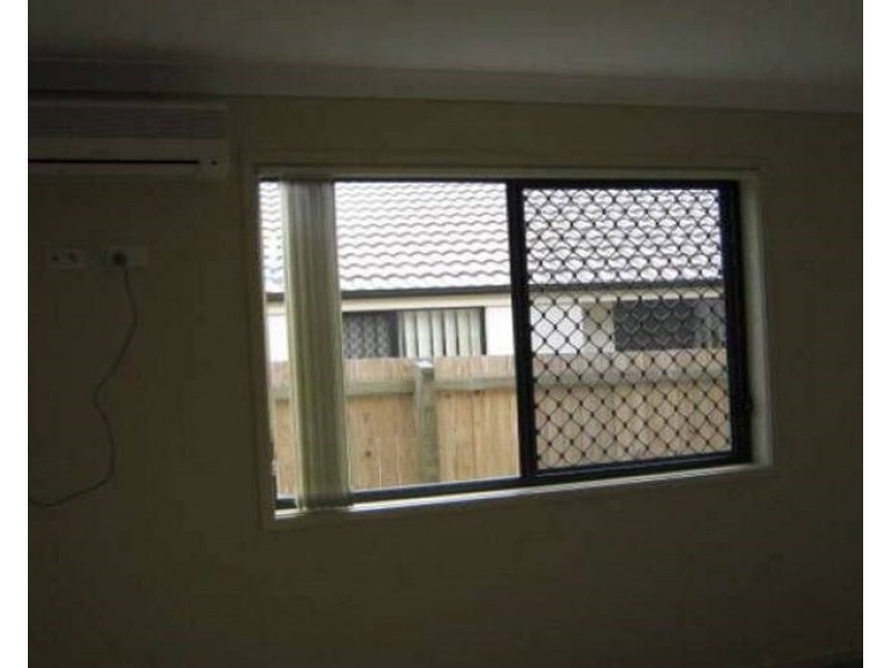 2/56 Berrigan Street, Redbank Plains QLD 4301