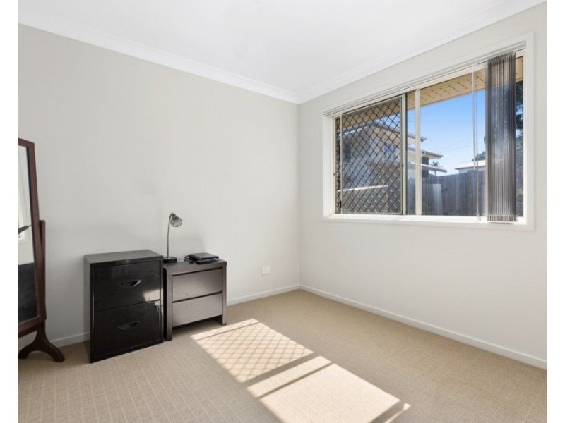 12 Boundary Street, Bundamba QLD 4304