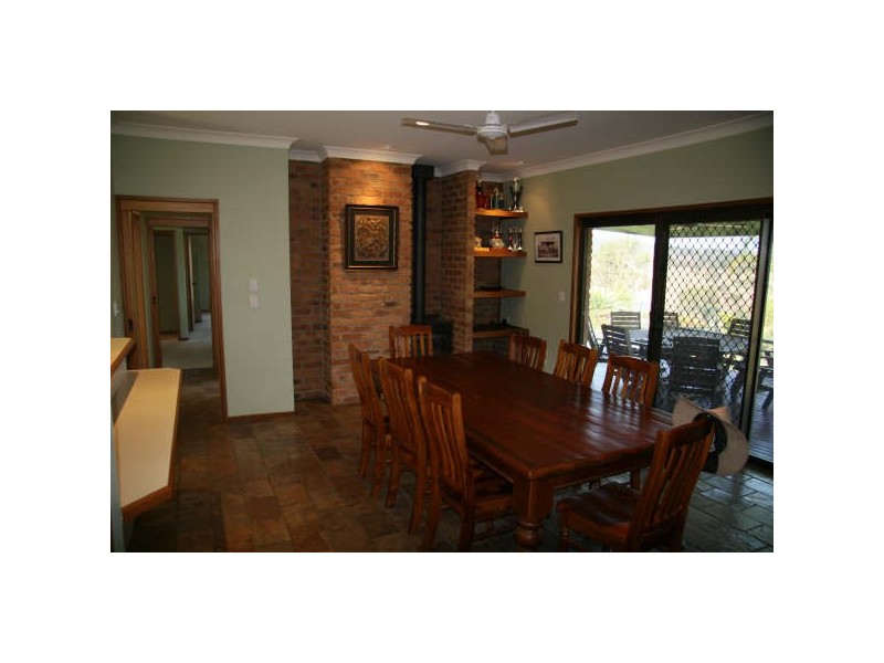 Peak Crossing QLD 4306