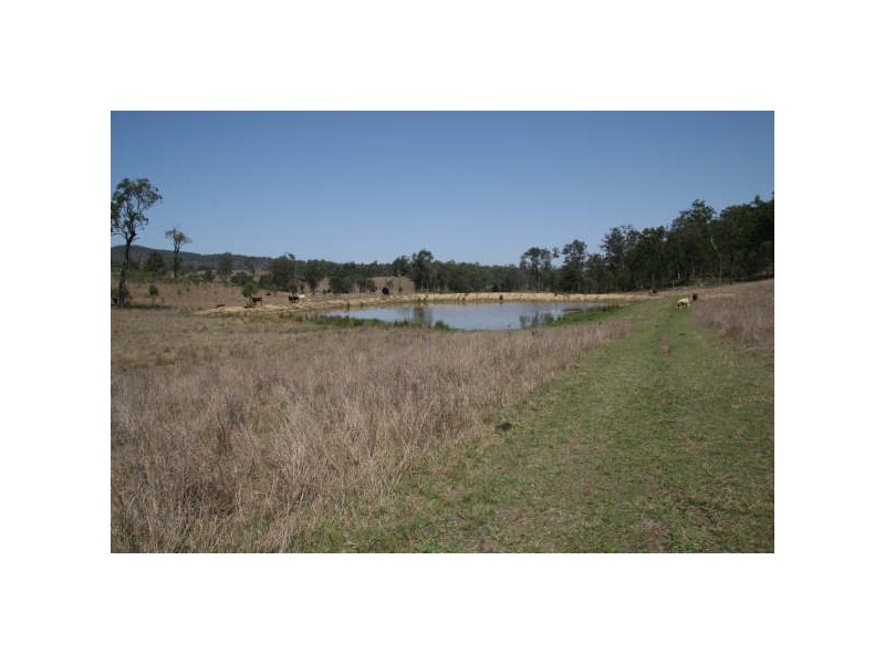 Peak Crossing QLD 4306