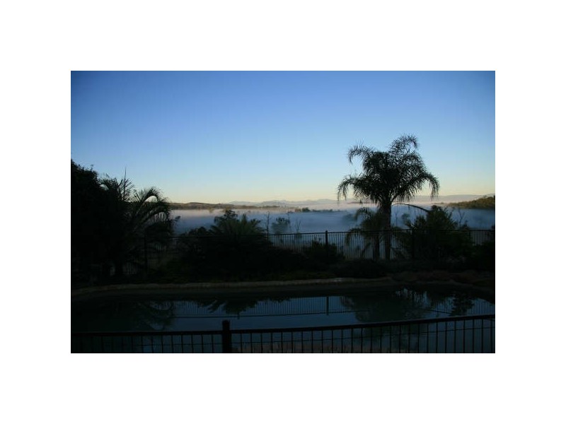 Peak Crossing QLD 4306