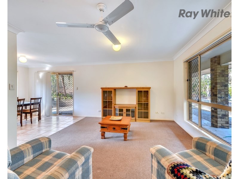 9 Azure Street, Goodna QLD 4300