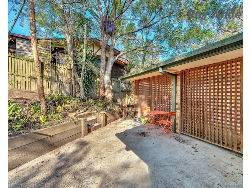 9 Azure Street, Goodna QLD 4300