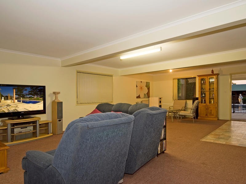 11 Vanessa Court, Camira QLD 4300