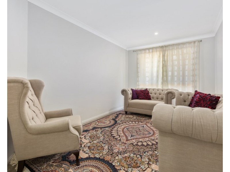 18 Goldfinch Street, Redbank Plains QLD 4301