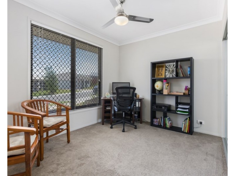 18 Goldfinch Street, Redbank Plains QLD 4301