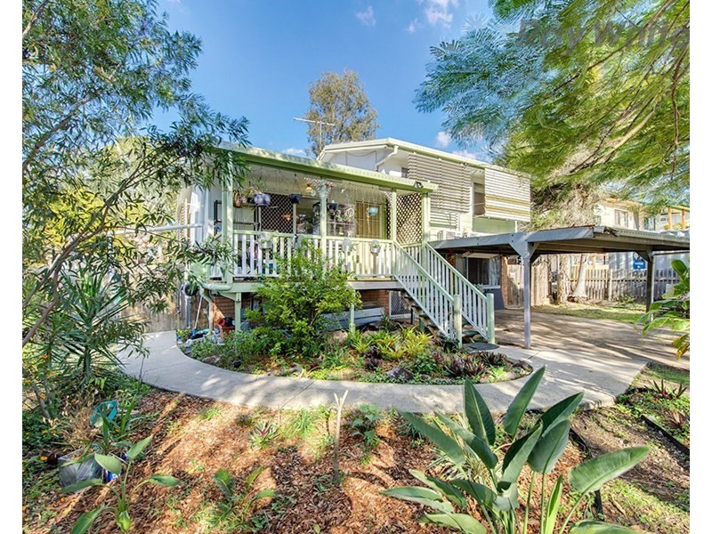 4 Carol Street, Redbank Plains QLD 4301