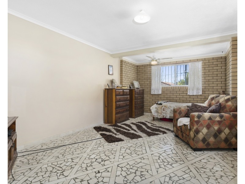 15 Reerden Street, Collingwood Park QLD 4301