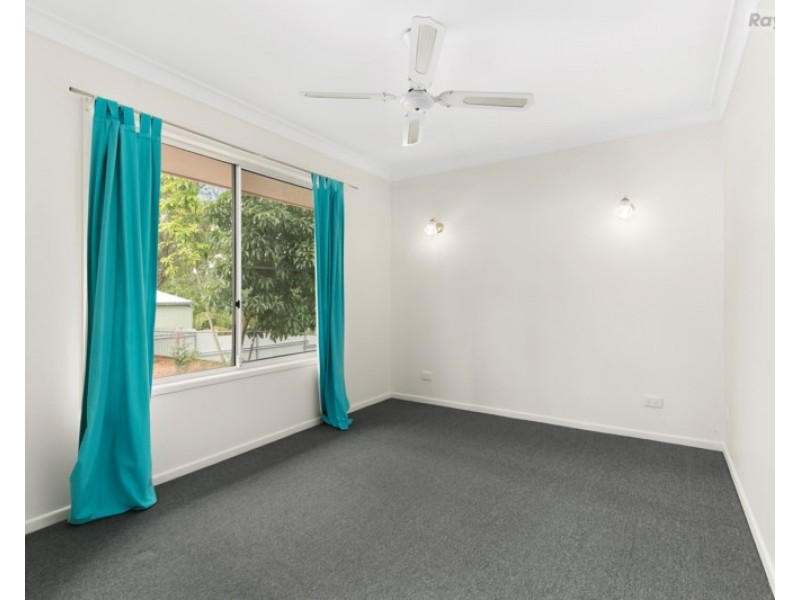 85 Fiona Street, Bellbird Park QLD 4300