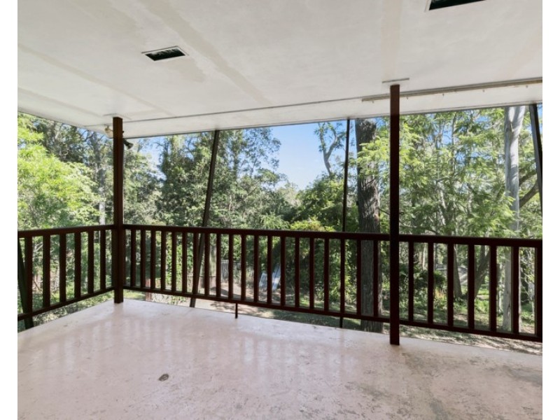 18 Preece Lane, Camira QLD 4300