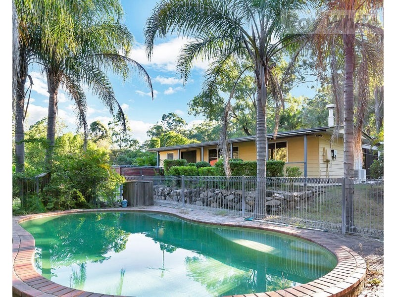 192 Jones Road, Bellbird Park QLD 4300