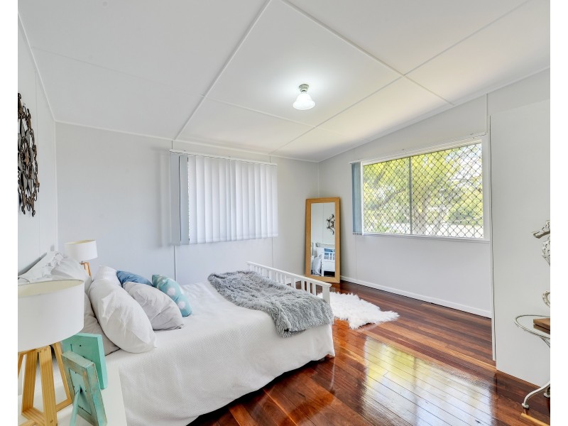 34 Perry Street, Churchill QLD 4305