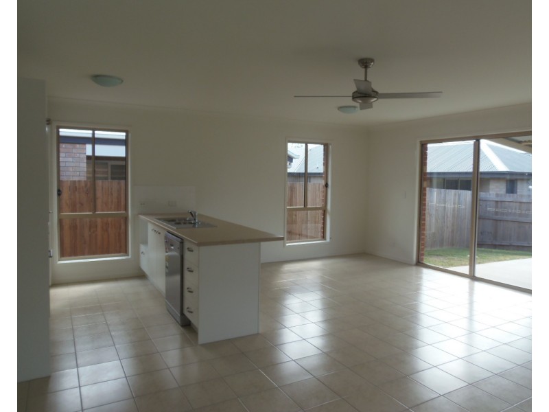 14 Mawson Street, Redbank Plains QLD 4301