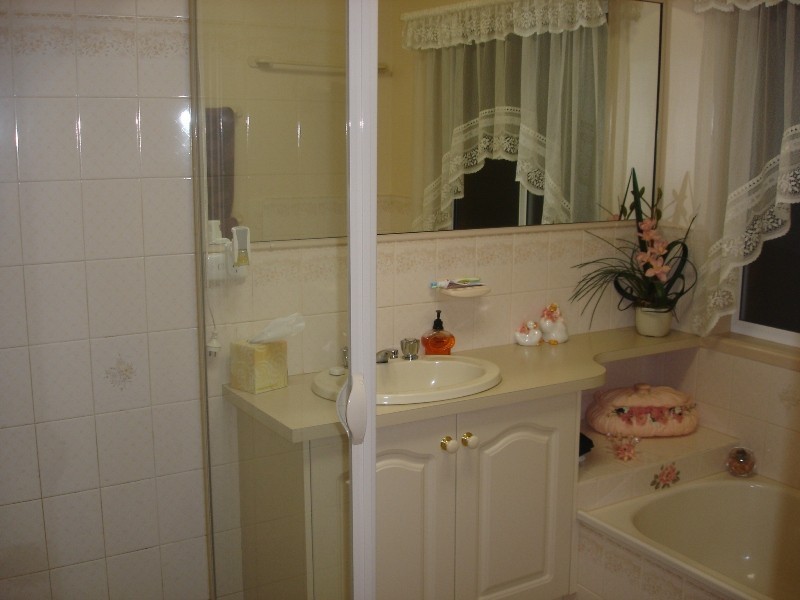 20 Watson Street, Collingwood Park QLD 4301