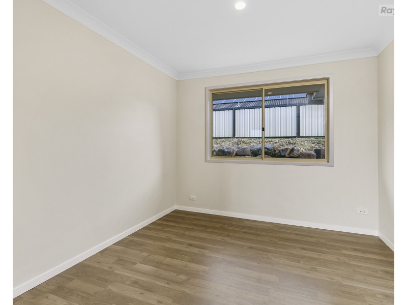 6 Talbingo Court, Collingwood Park QLD 4301