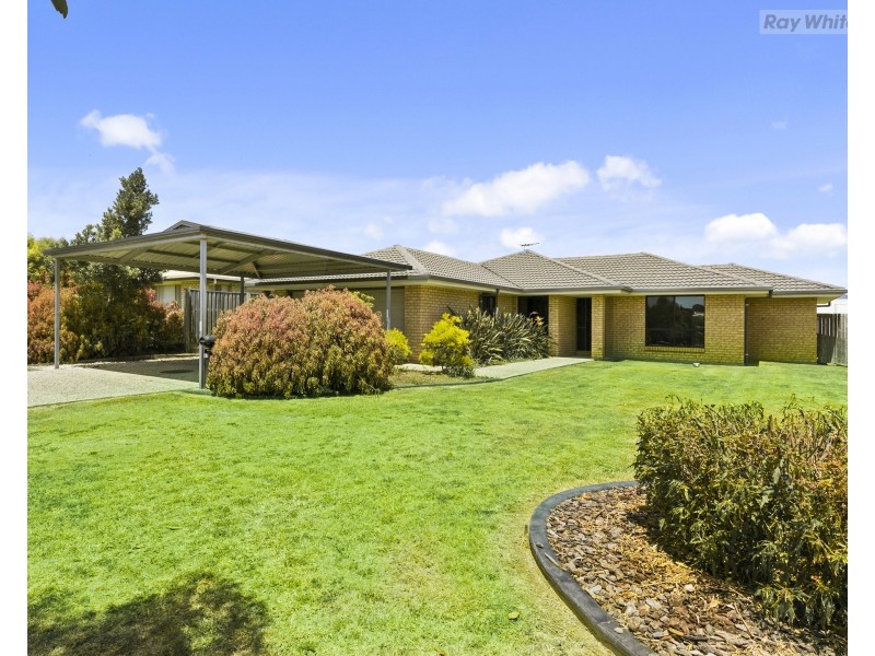 17 Siedofsky Street, Redbank Plains QLD 4301