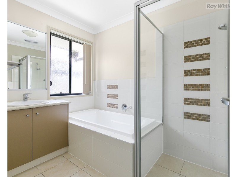 17 Siedofsky Street, Redbank Plains QLD 4301