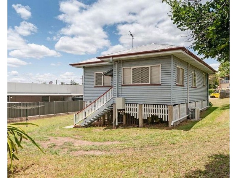 12 Barram, Goodna QLD 4300