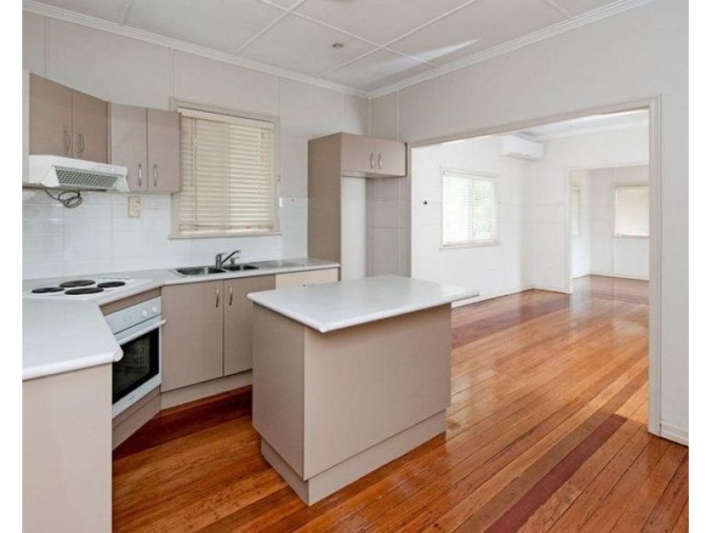 12 Barram, Goodna QLD 4300