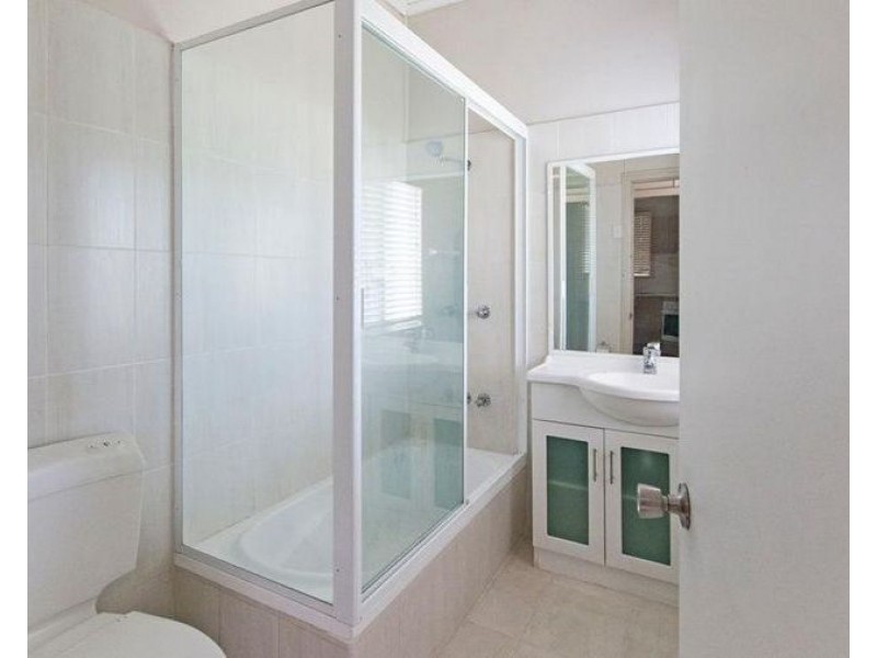 12 Barram, Goodna QLD 4300