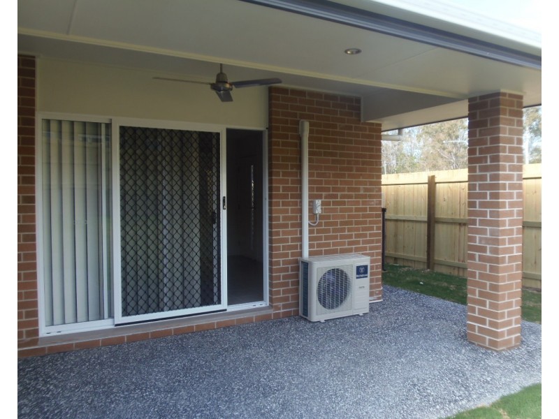 2/268 Jones Road, Bellbird Park QLD 4300