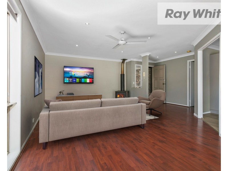10 Knowles Close, Redbank Plains QLD 4301