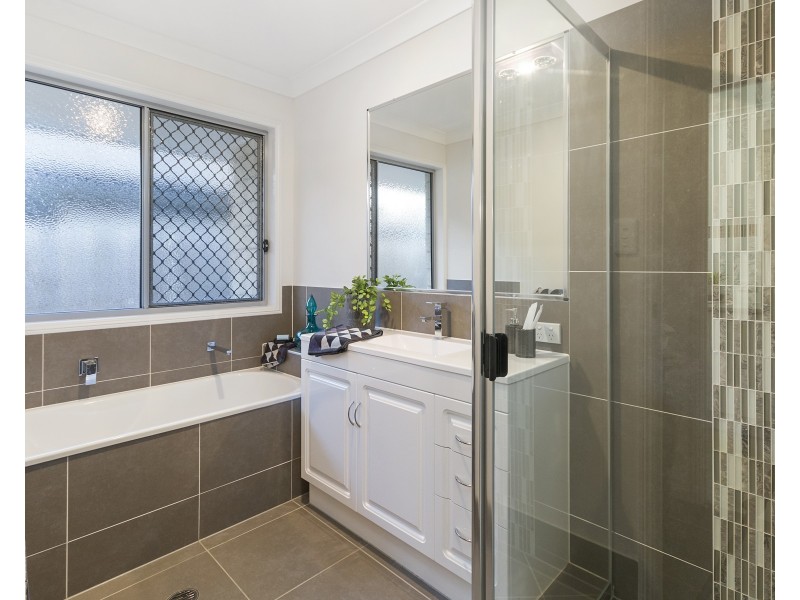 14 Robert Jones Street, Redbank Plains QLD 4301