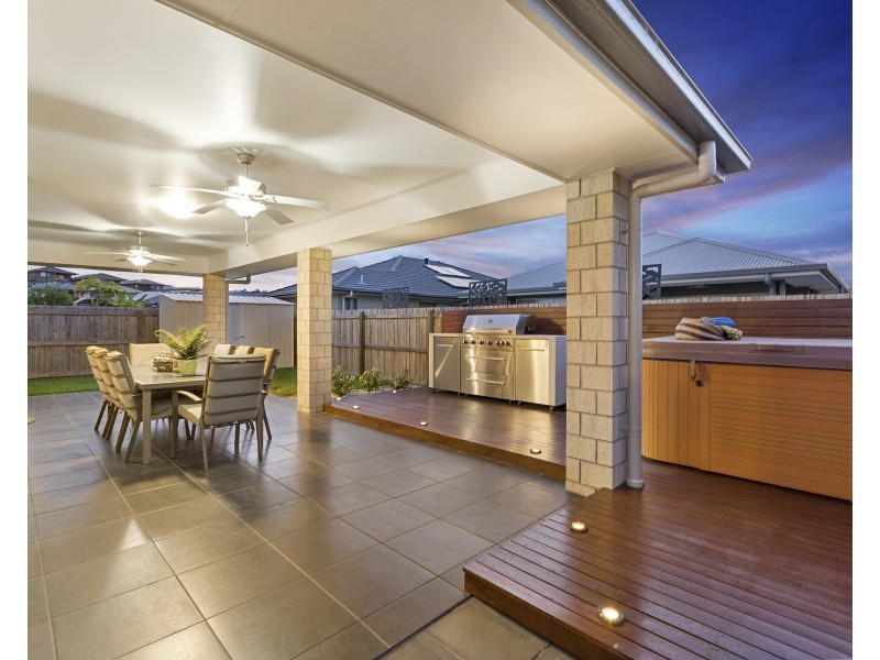 14 Robert Jones Street, Redbank Plains QLD 4301