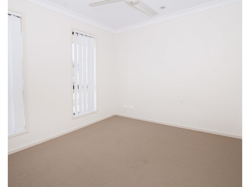 11 Bulmer Street, Bellbird Park QLD 4300