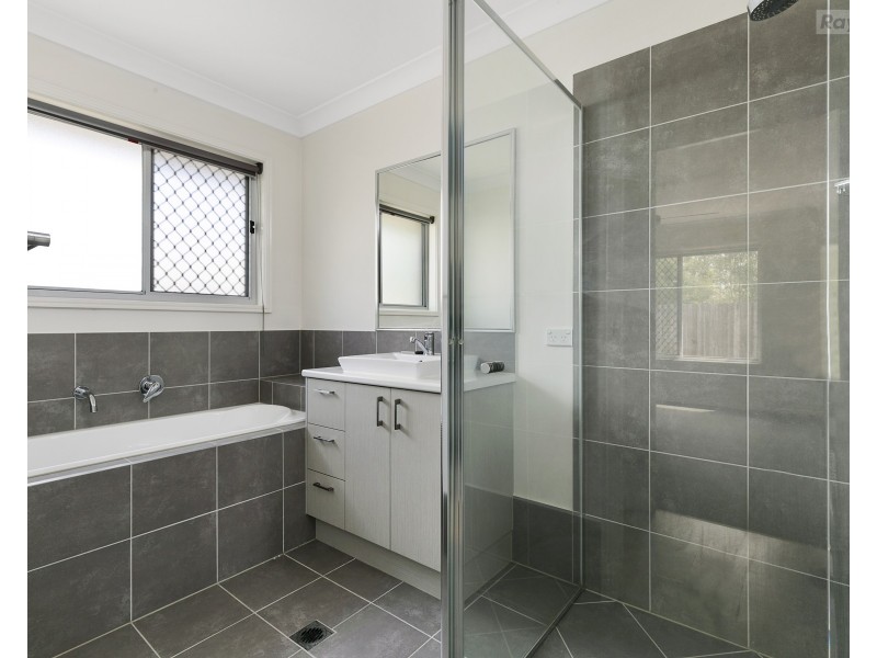 65 Columbia Drive, Bellbird Park QLD 4300