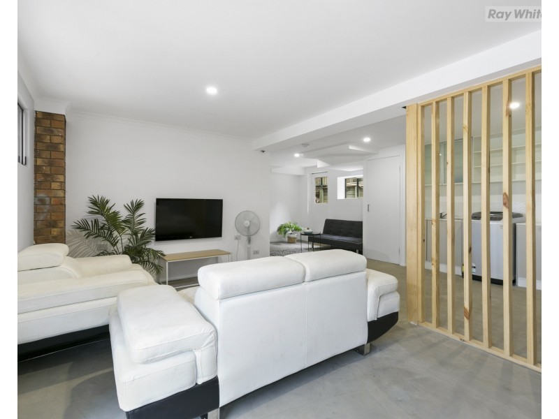 5 Cornwall Court, Bellbird Park QLD 4300