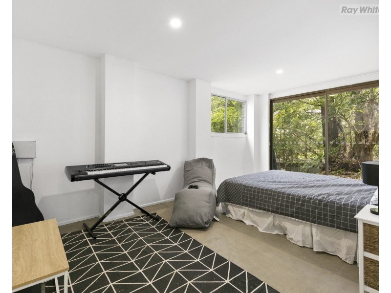 5 Cornwall Court, Bellbird Park QLD 4300