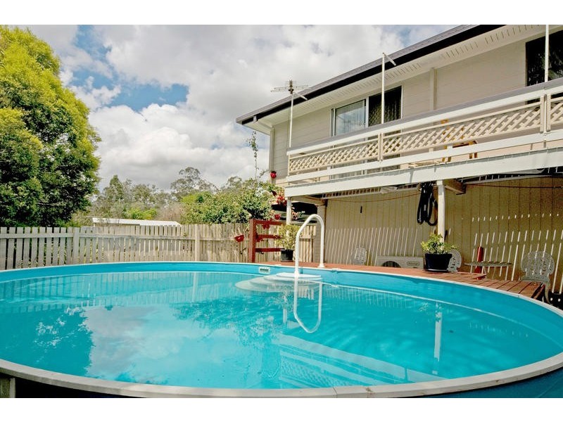32 Sherwood Crescent, Bellbird Park QLD 4300