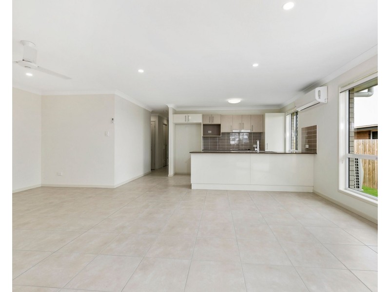 1/4 Williams Street, Collingwood Park QLD 4301