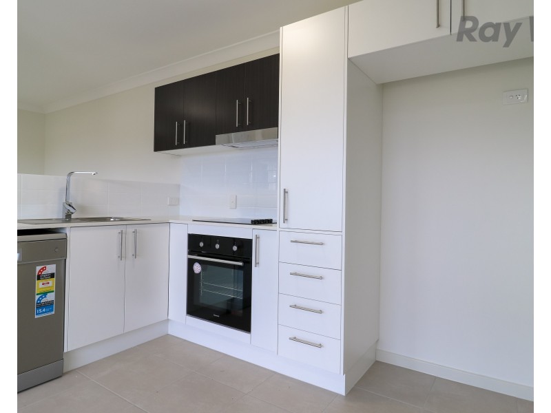 2/4 Williams Street, Collingwood Park QLD 4301