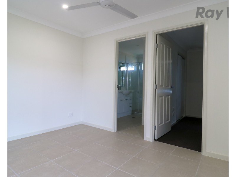 2/4 Williams Street, Collingwood Park QLD 4301