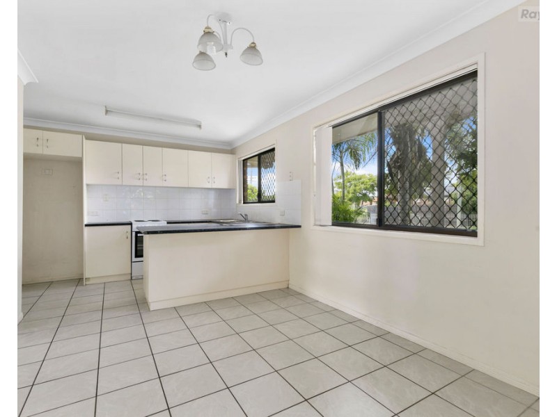 32 Batman Drive, Redbank Plains QLD 4301