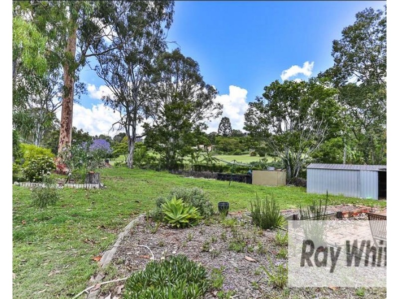 2 Shanahan Parade, Redbank Plains QLD 4301