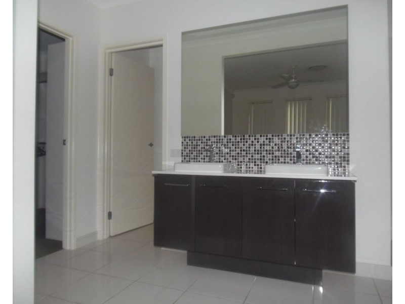 2 Leon Capra Drive, Augustine Heights QLD 4300