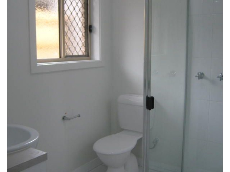 10 Pleasant Drive, Redbank Plains QLD 4301