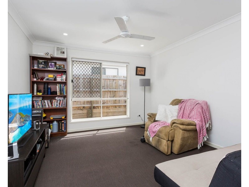 9 Foxtail Road, Ripley QLD 4306