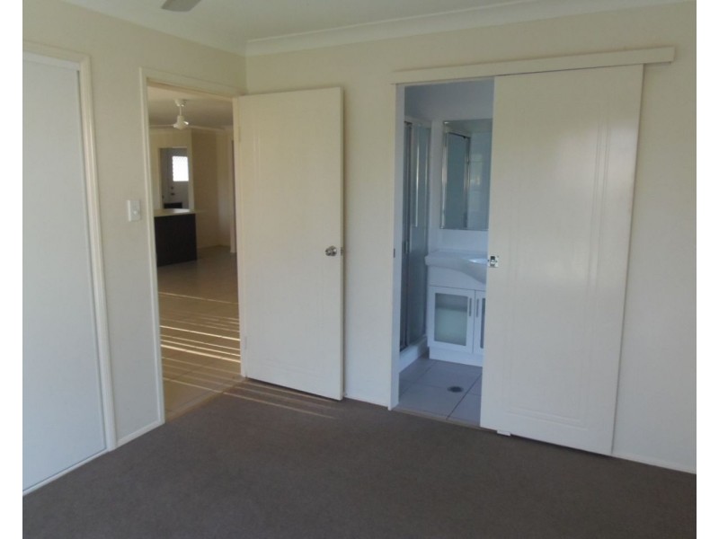 19 Karen Court, Redbank Plains QLD 4301